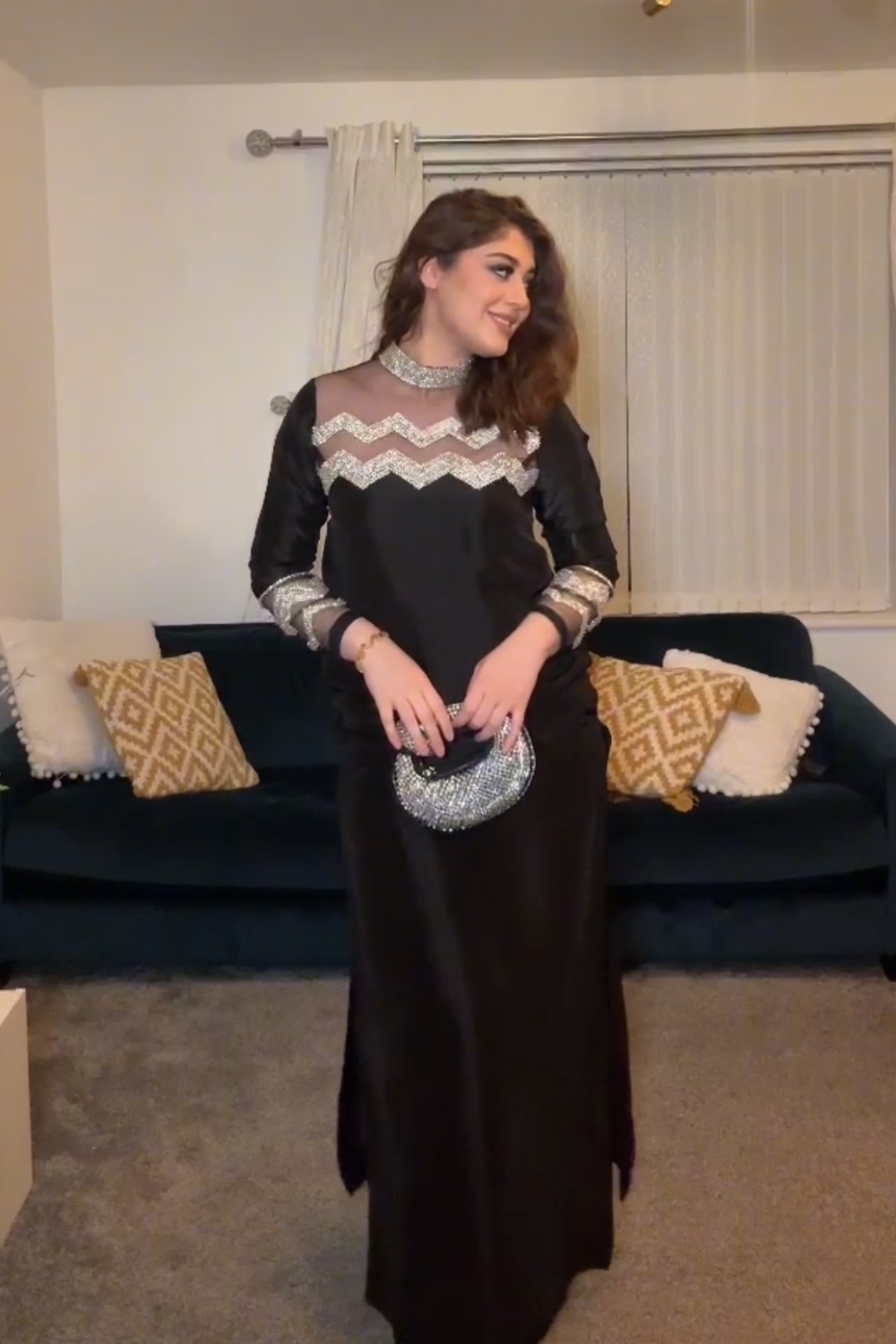 VERA BLACK