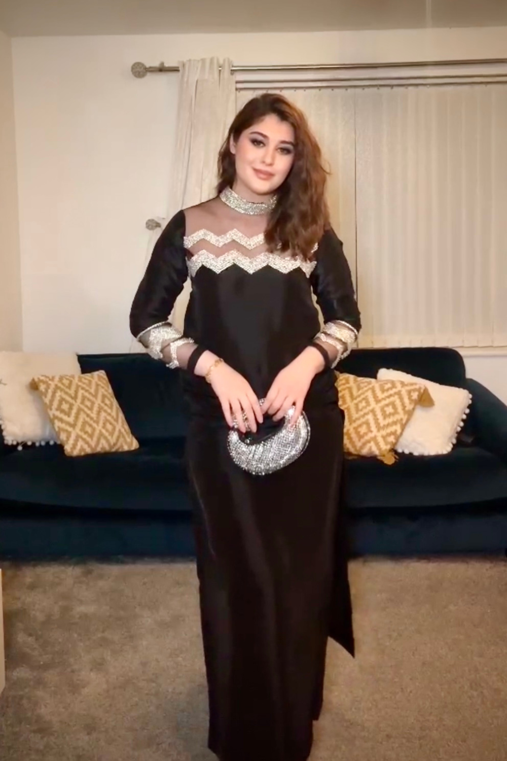VERA BLACK